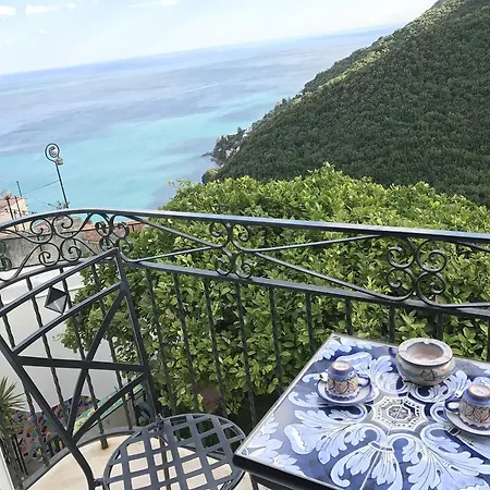 villa verde sul mare-3